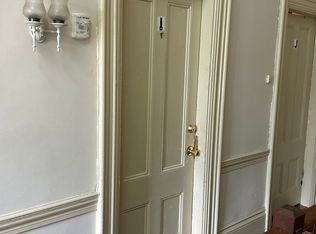 156 Main St, Hyannis, MA 02601