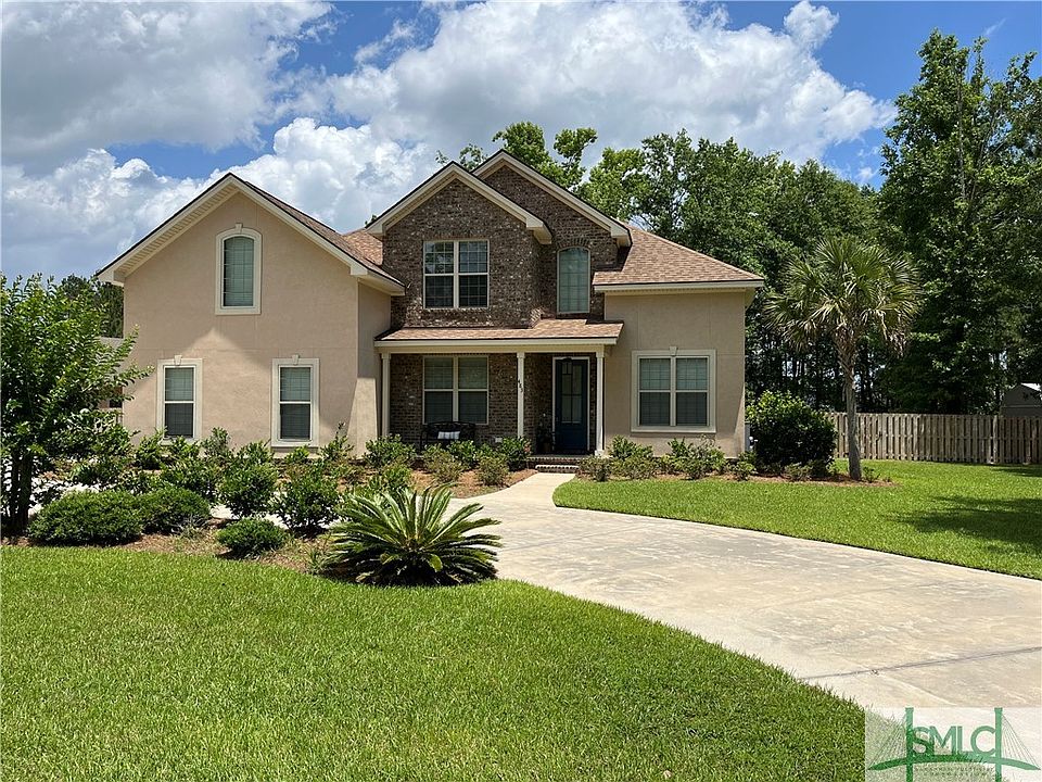 1st image of 483 Belmont Circle