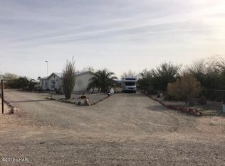 49176 Faybol St, Bouse, AZ 85325