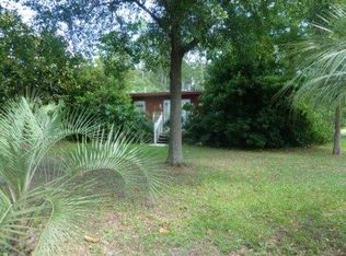 489 E Nursery Rd, Santa Rosa Beach, FL 32459