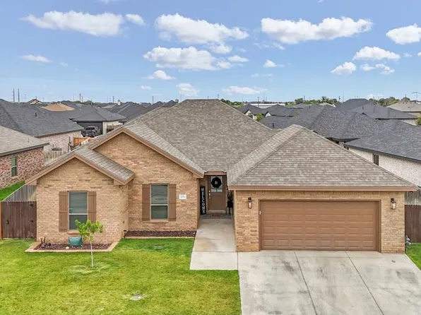2611 Alkan St, Midland, TX 79706