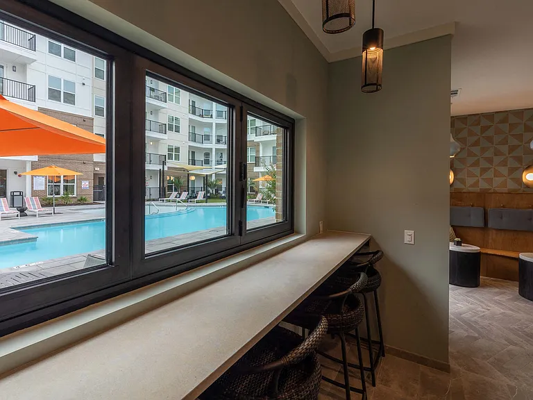 Hudson at Renaissance — Photo 19