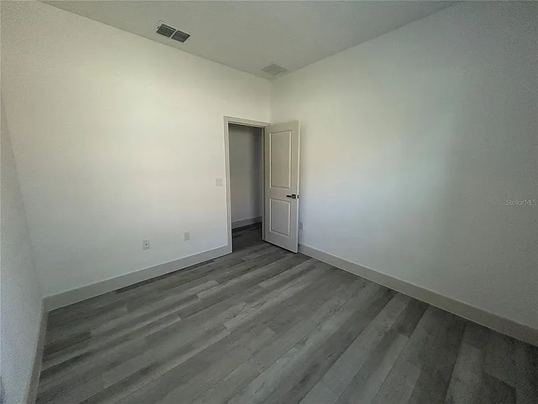 1531 W Gainsboro Ln — Photo 23