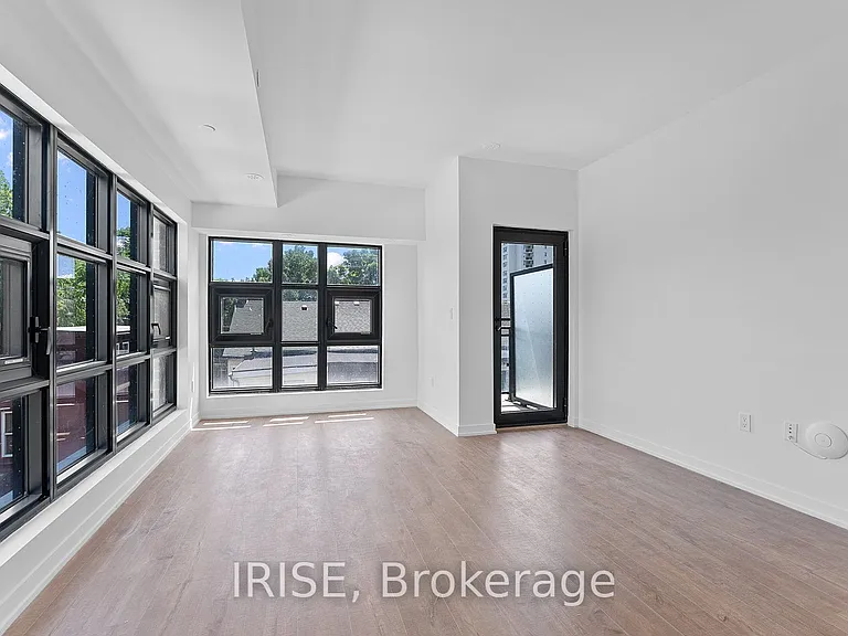 485 Logan Ave S #310 — Photo 16