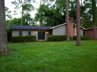1906 Lynwood Ln, Albany, GA 31707