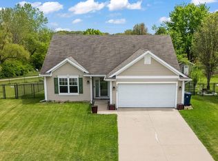 3927 124th St, Urbandale, IA 50323