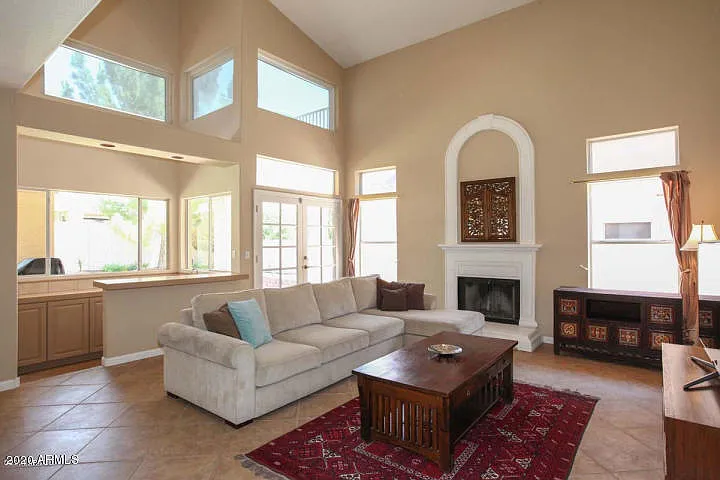 1628 E Glenhaven Dr — Photo 3