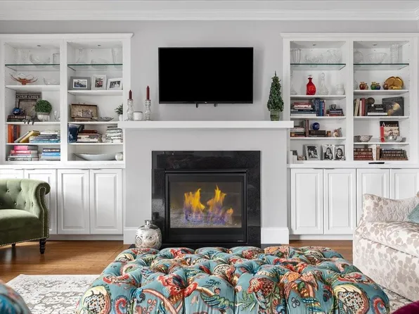 100 Algonquin Rd Unit 8, Narragansett, RI 02882