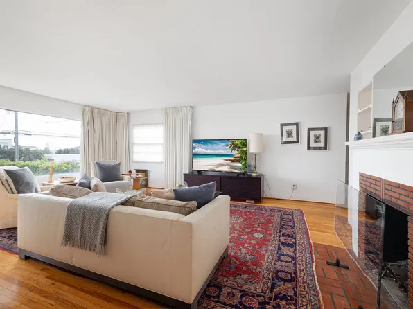 1129 Savoy St, San Diego, CA 92107