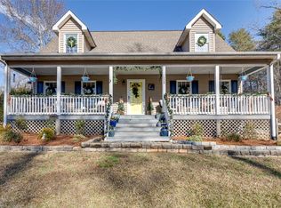 124 Hillside Cir, Easley, SC 29640
