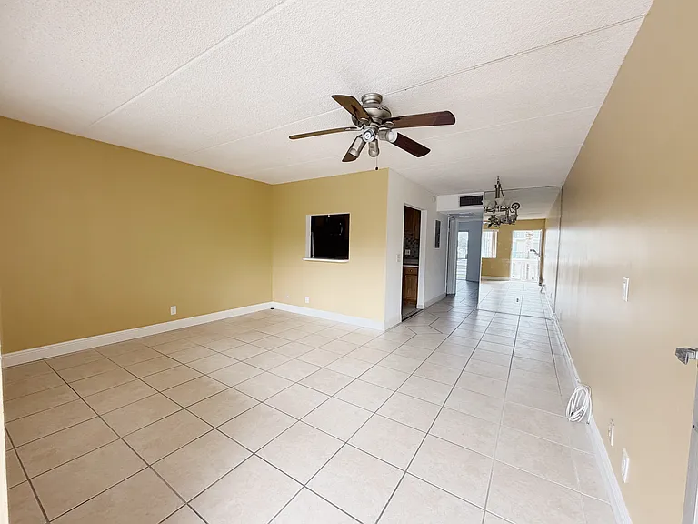 600 Village Green Ct #203 — Photo 2