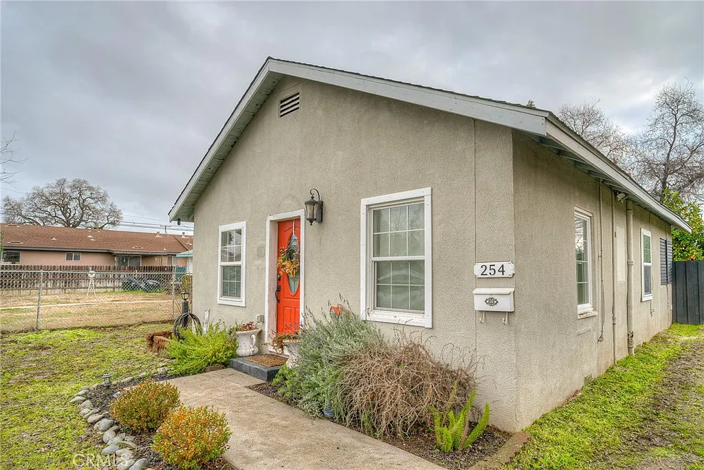 254 California St photo 1