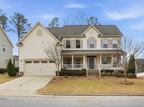 3525 Regent Pines Dr, New Hill, NC 27562