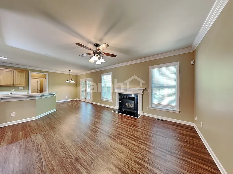 2713 Twin Ash Ct — Photo 8