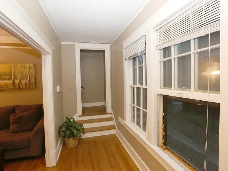 518 Ridgeway Dr — Photo 8