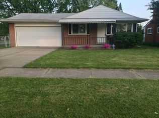 25840 Thomas Dr, Warren, MI
