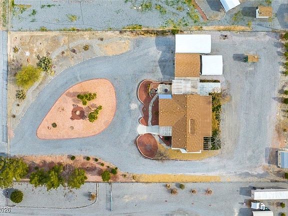 2nd image of 1821 Greta Blvd