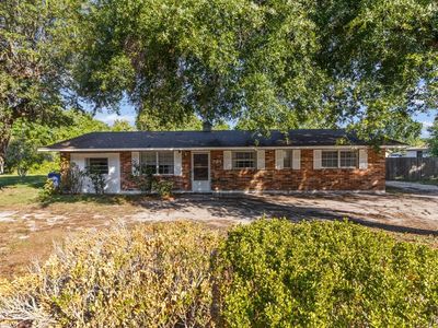 734 Magnolia Ave, Tavares, FL, 32778