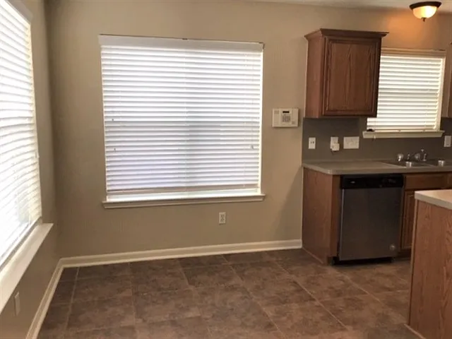 18018 Melissa Springs Dr — Photo 4