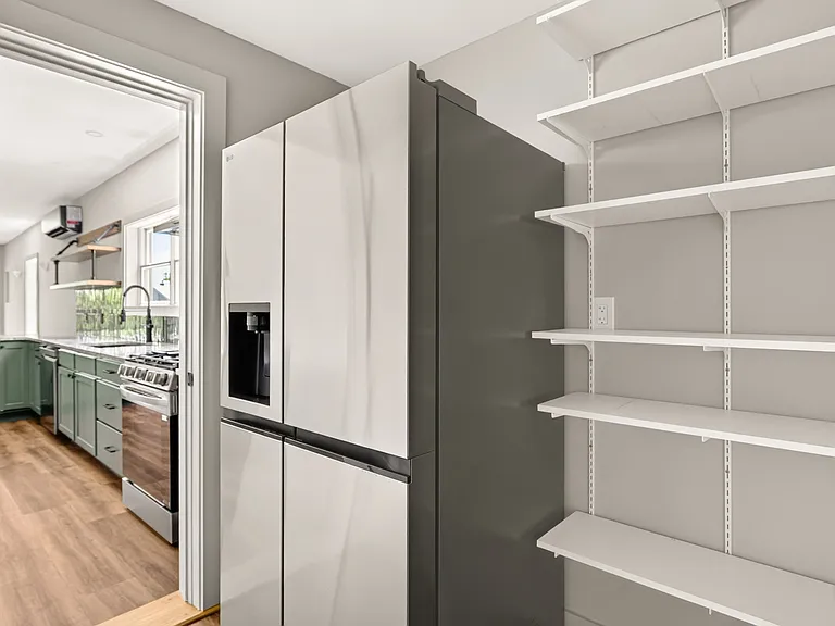 176 Hudson St #3 — Photo 5