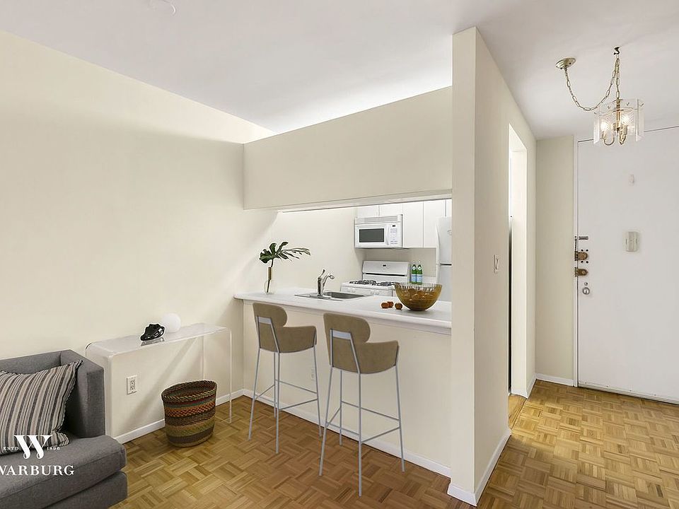 1st image of 300 Albany St APT 2C