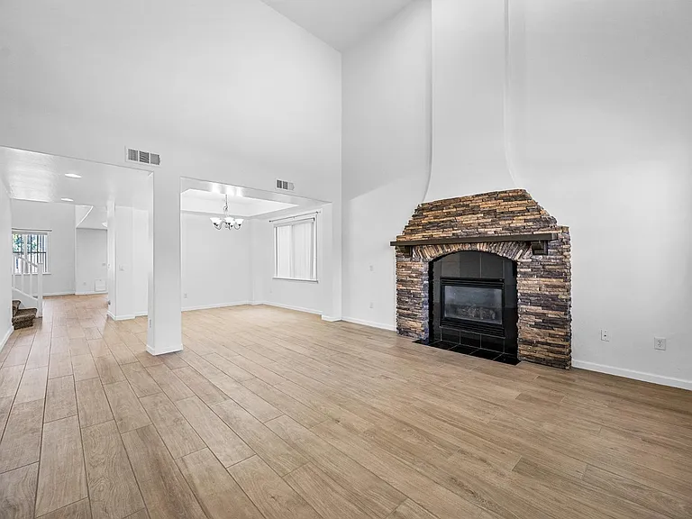 10463 E Olla Ave — Photo 3