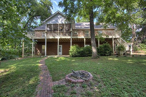1st image of 213 Foxglove Ln