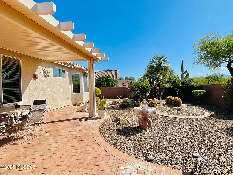 9524 N Twinkling Shadows Way — Photo 35
