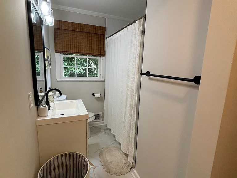 1443 Belmont Ave SE — Photo 18