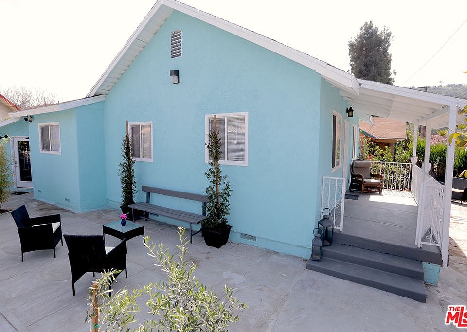 1st image of 261 S Avenue 52
