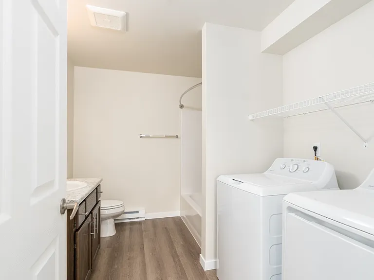 47 South — Photo 14
