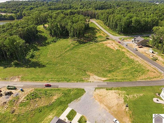 3rd image of 766 Eagle Point Dr