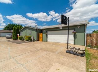 1895 Michigan City Ln NW, Salem, OR 97304