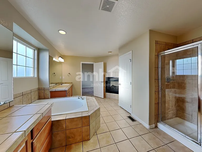 17827 Domingo Dr — Photo 16