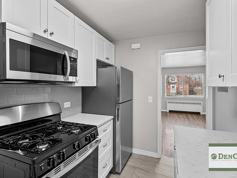 4295 Hooker St — Photo 12
