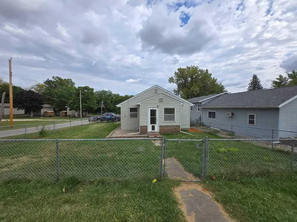557 2nd St NW, Fort Dodge, IA 50501