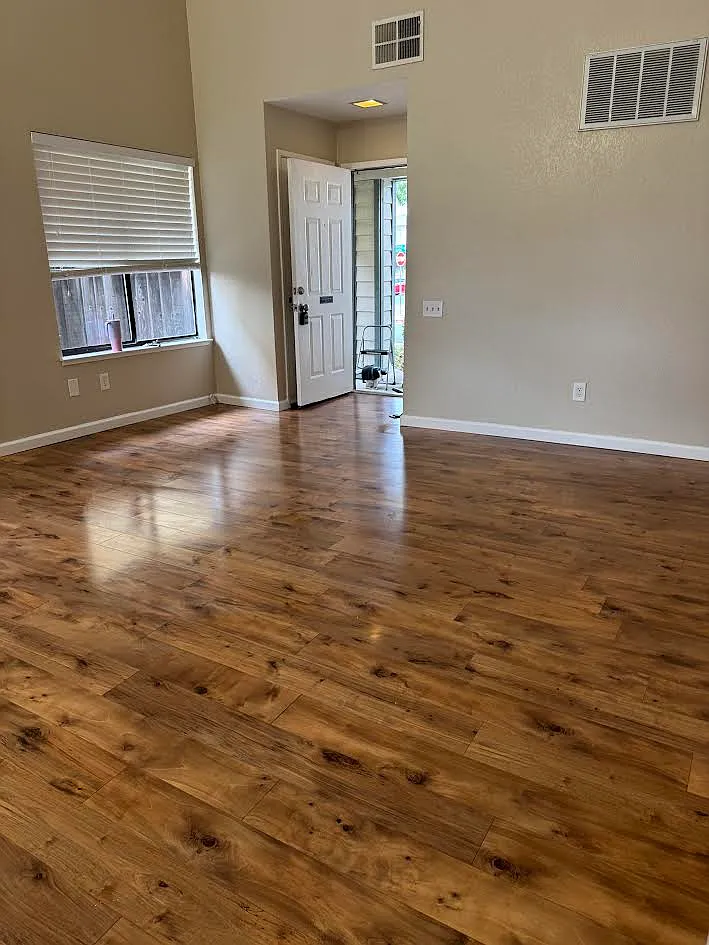 2 bed, 2.0 bath, 1063 sqft, $2,700 — Photo 3