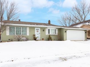 349 S Gale St, Elgin, IL 60123