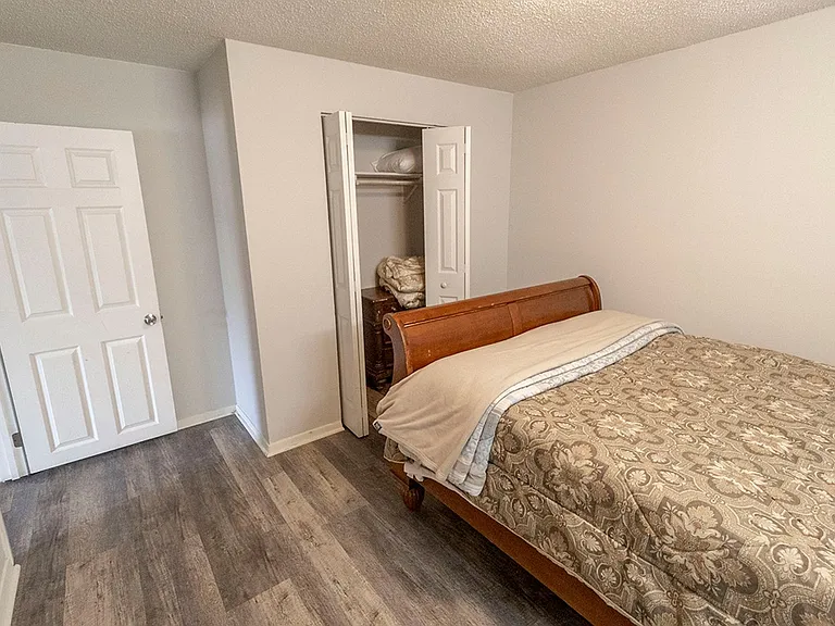 201 Wheaton Ct — Photo 21