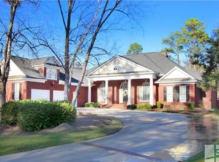 2 Baymeadow Ln, Savannah, GA 31405