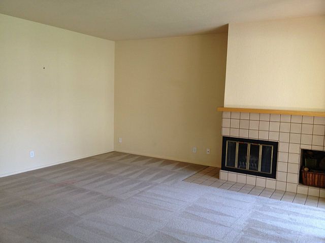 1st image of 1703 Chelsea Way