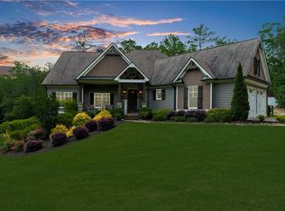 989 Pink Williams Rd, Dahlonega, GA 30533