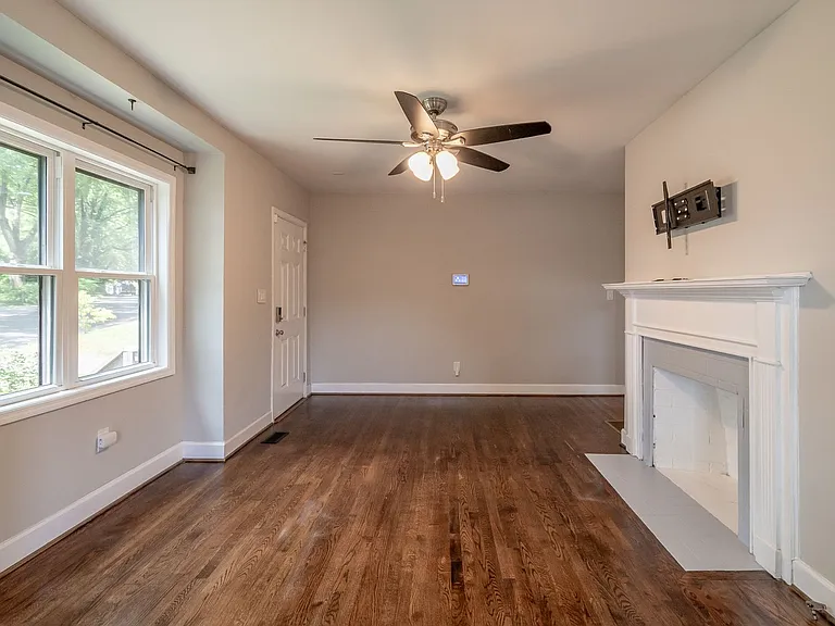 2520 Brentwood Pl — Photo 13