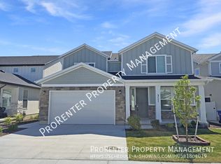 3111 S Edgewater Cv, Syracuse, UT 84075