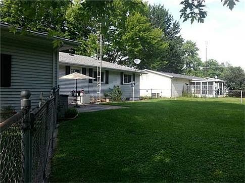4th image of 808 Gravel St