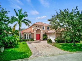 477 NW Dover Ct, Port Saint Lucie, FL 34983