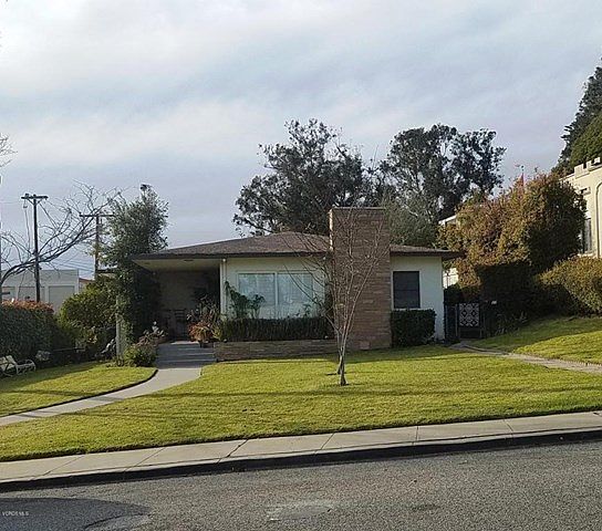 1st image of Lincoln Dr
