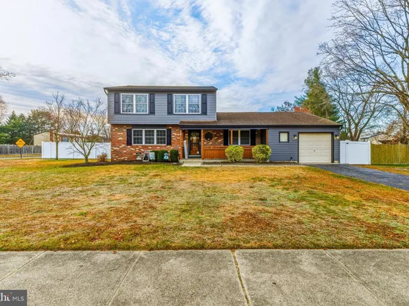 17 Dunham Loop, Berlin, NJ 08009