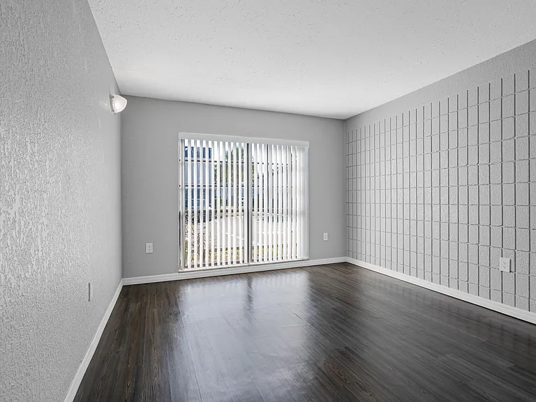 Montierra Apartments — Photo 29