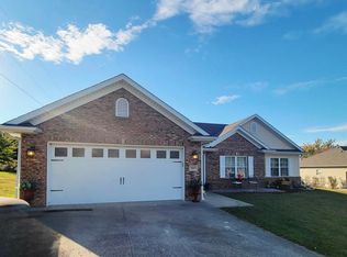 7057 Greenwood Hls, Fulton, MO 65251